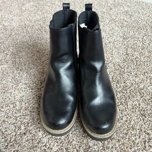 Black Chelsea Boots